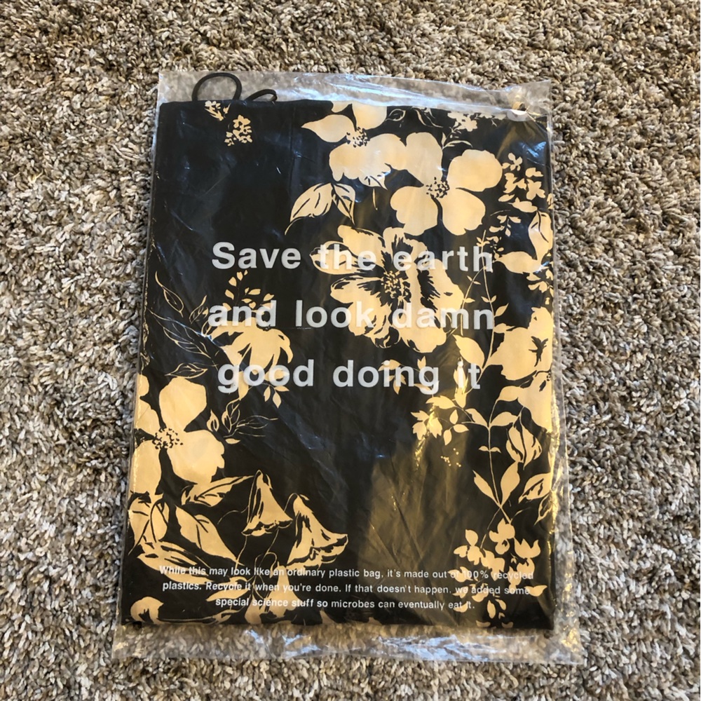 Reformation Frankie Silk Dress - Gisele - Picture 6 of 7